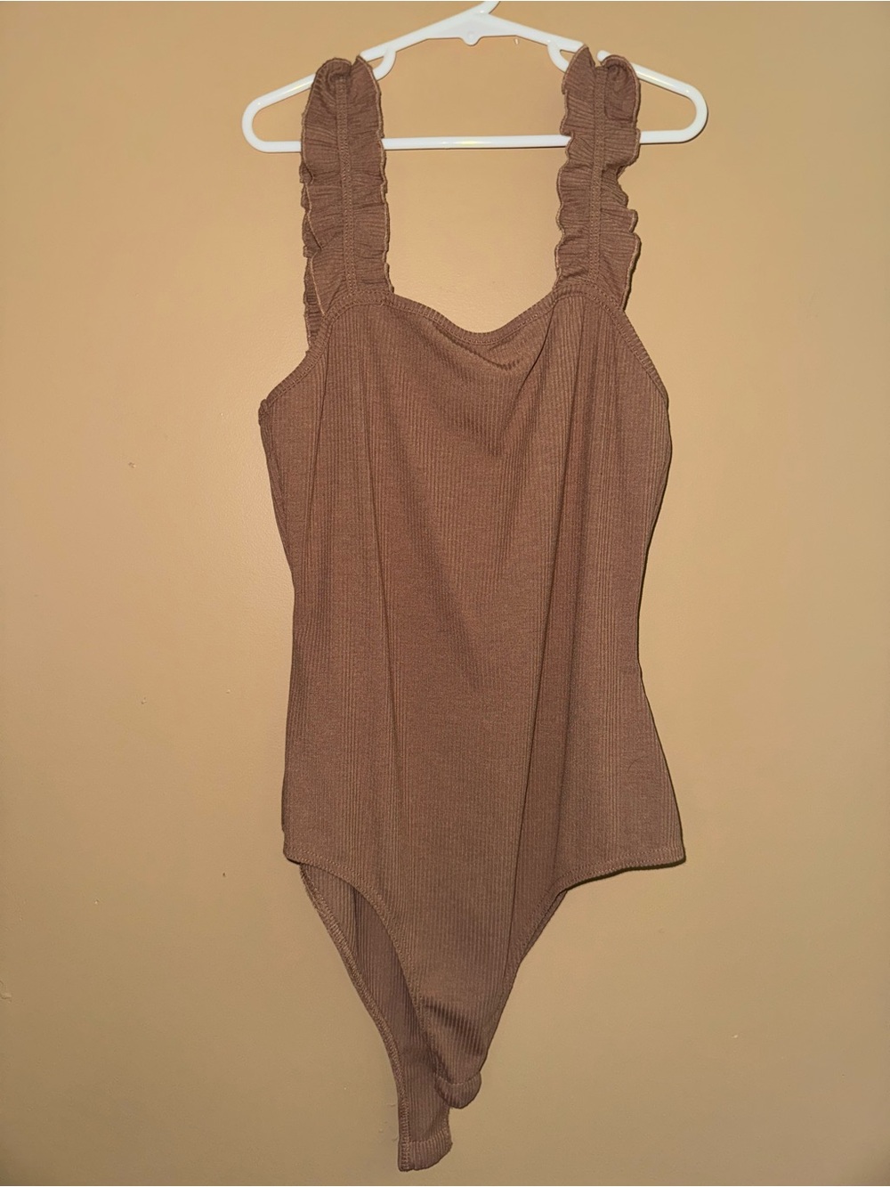 Le Lis Ribbed Ruffle-Strap Bodysuit in Brown - Picture 2 of 2